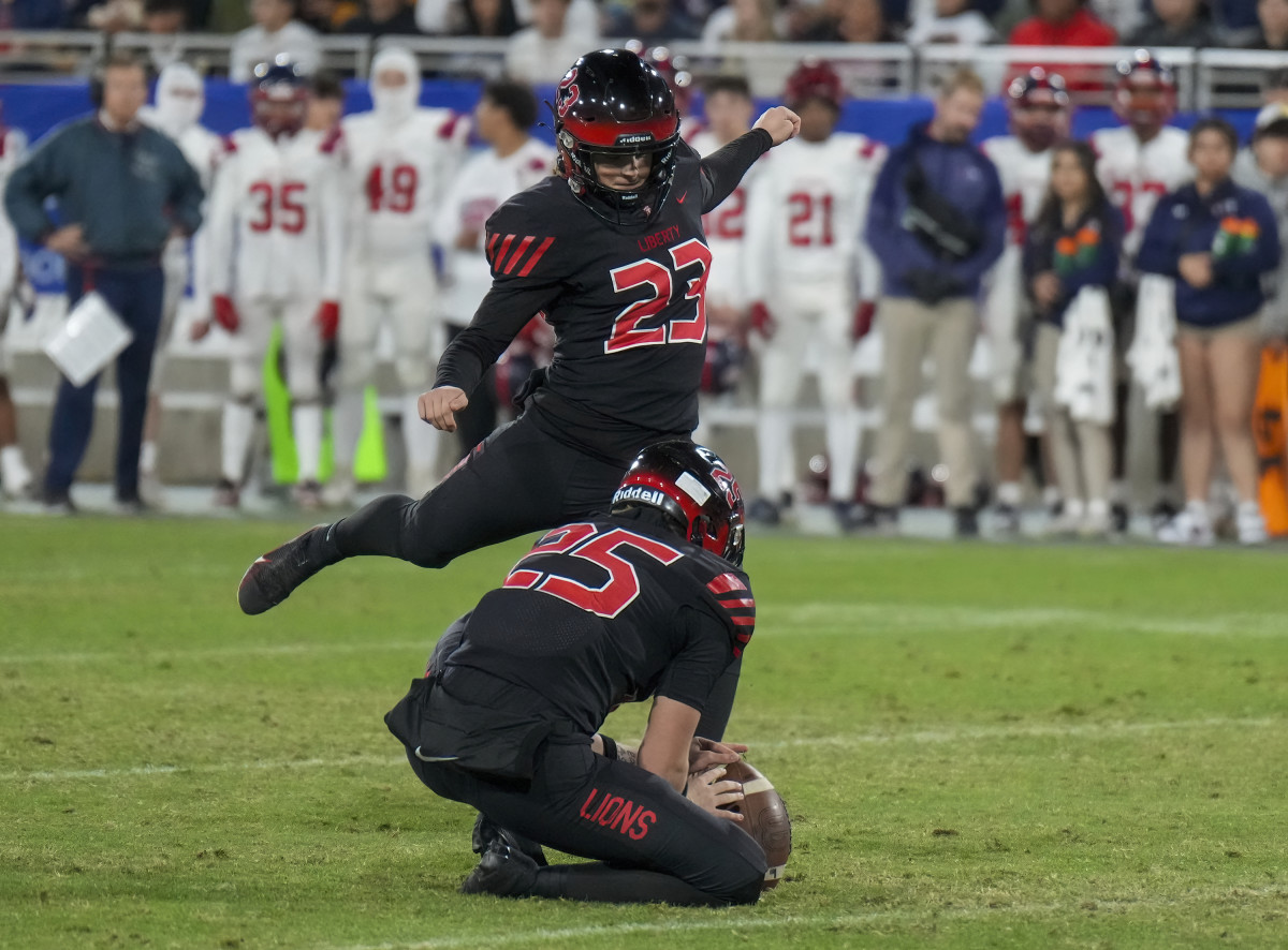 liberty centennial arizona aia football championship 2023 steven davis10